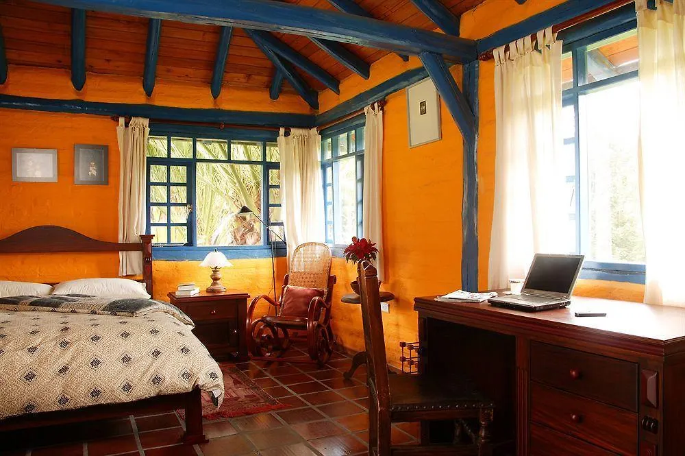 Hotel Bed And Breakfast Tumbaco Quito
