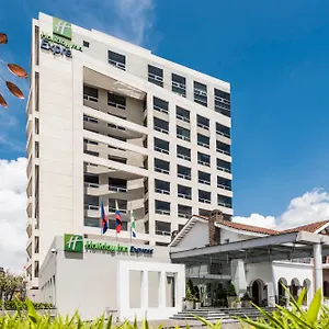 Hotel Express By Ihg, Quito