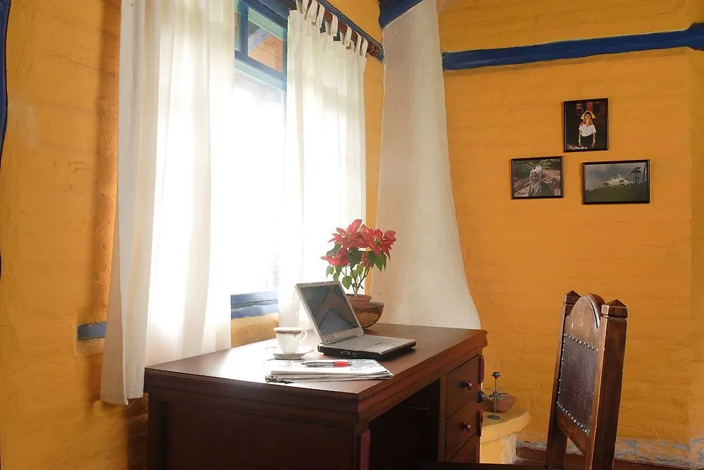Hotel Bed And Breakfast Tumbaco Quito